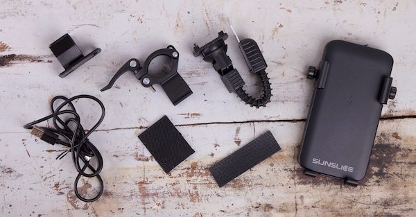 Cyclotron powerbank telefoonhouder inhoud van de doos