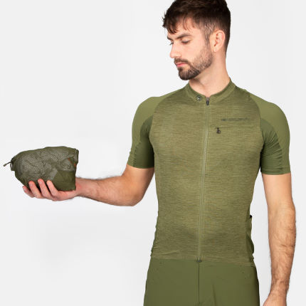 Endura GV500 waterdicht jack gravelbike kleding