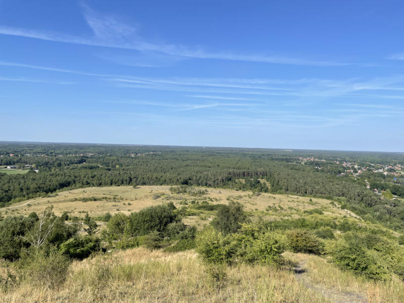 be-Mine rode wandelroute grote terril top
