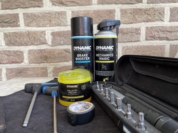 zadelpen kraakt rescue kit