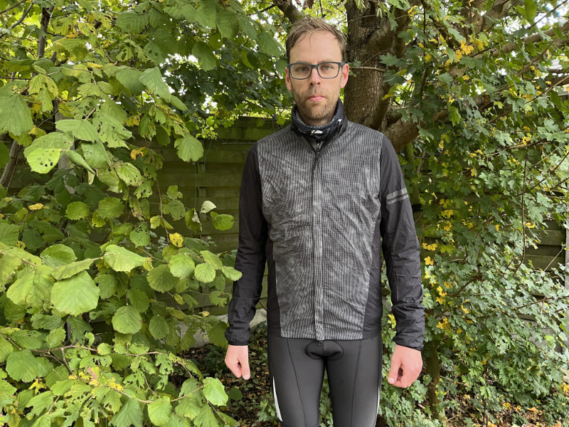 AGU Storm Breaker regenjas met twee lagen erronder
