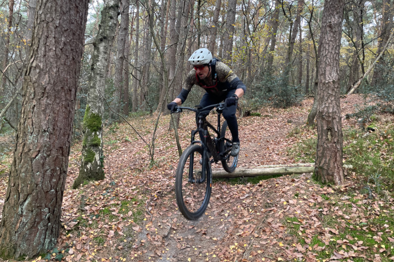 800x533-template MTB in Winterslag singletrack drop-off