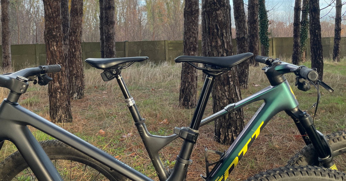 RockShox reverb AXS dropper old vs new